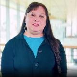 视频缩略图:Karen Jaramillo领导教育领导在高等教育博士生